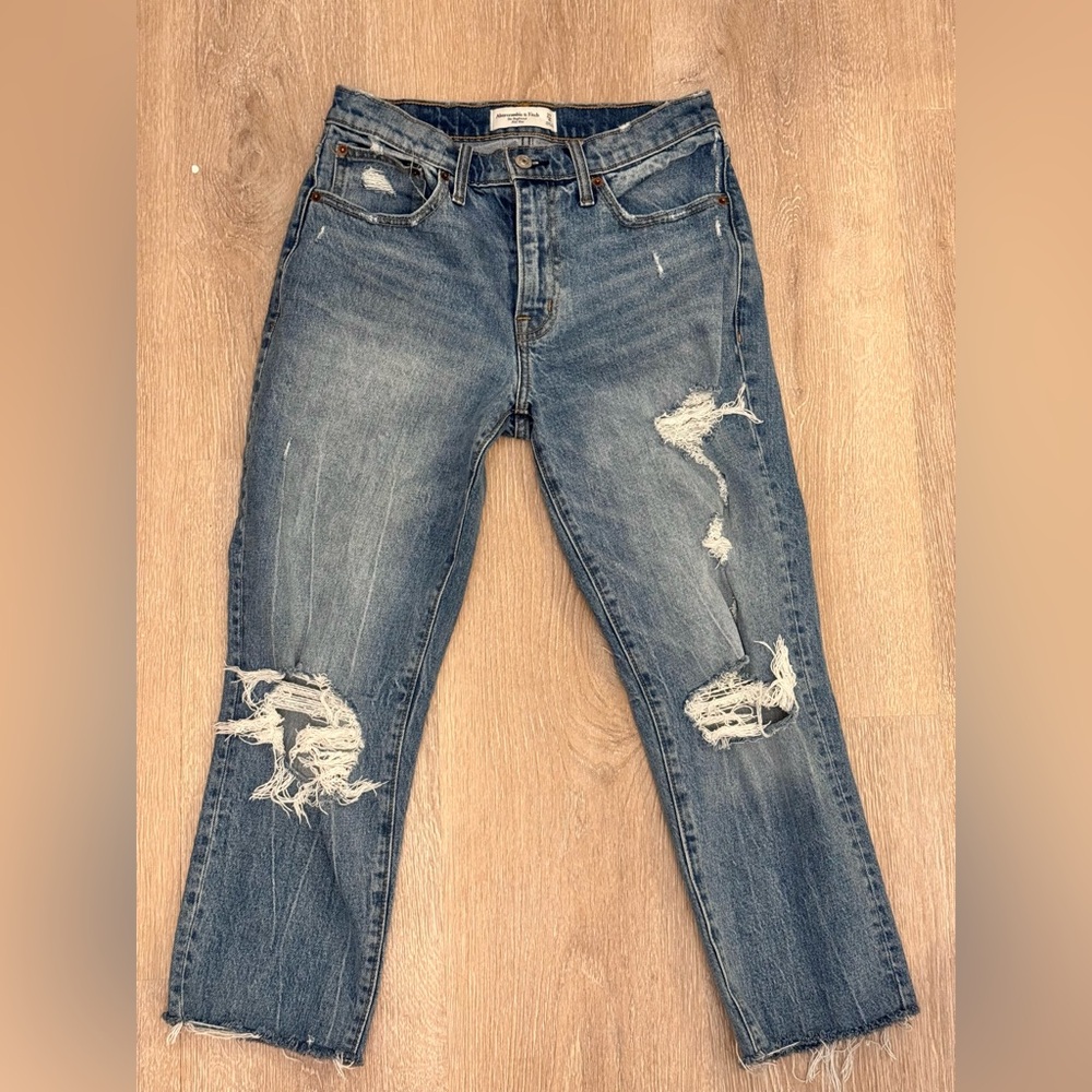 Abercrombie & Fitch The Boyfriend Mid-Rise Jeans - Size 27/4R